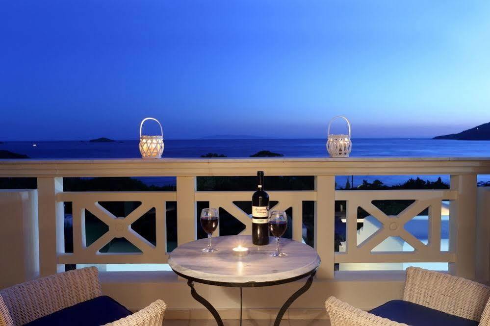 Aithra Apartments & Suites Gavrio Esterno foto