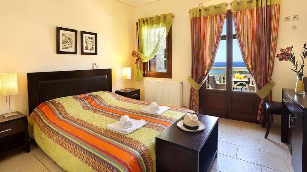 Aithra Apartments & Suites Gavrio Esterno foto